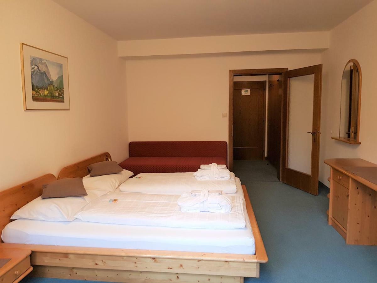 Kinder- Und Familienhotel Nockalm Innerkrems Exterior photo